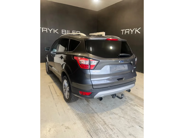 Ford Kuga 1.5 benzinTitanium 4x4 175кс - автомобили, коли, обяви за нови и употребявани 3