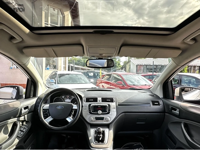 Ford Kuga 2.0TDCI 136HP PANORAMA - автомобили, коли, обяви за нови и употребявани 8