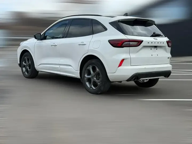 Ford Kuga Escape* ST Line* 4x4* ДИСТРОНИК* 360 - автомобили, коли, обяви за нови и употребявани 5