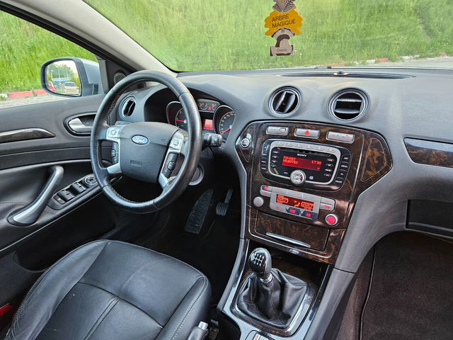 Ford Mondeo 2.0 HDI KOJA/KLIMATRONIK/6skorosti - автомобили, коли, обяви за нови и употребявани 10