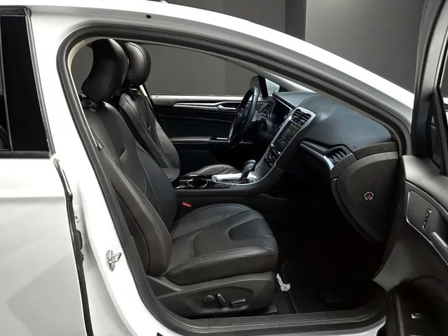 Ford Mondeo 2.0 TDCI - автомобили, коли, обяви за нови и употребявани 9