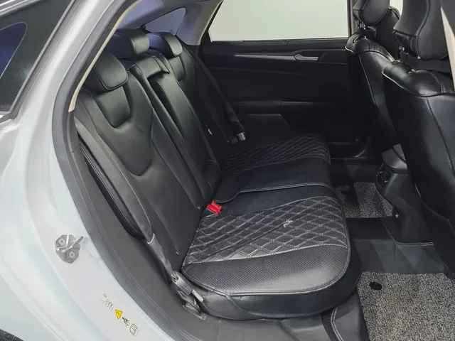 Ford Mondeo 2.0 ТDCI - автомобили, коли, обяви за нови и употребявани 11