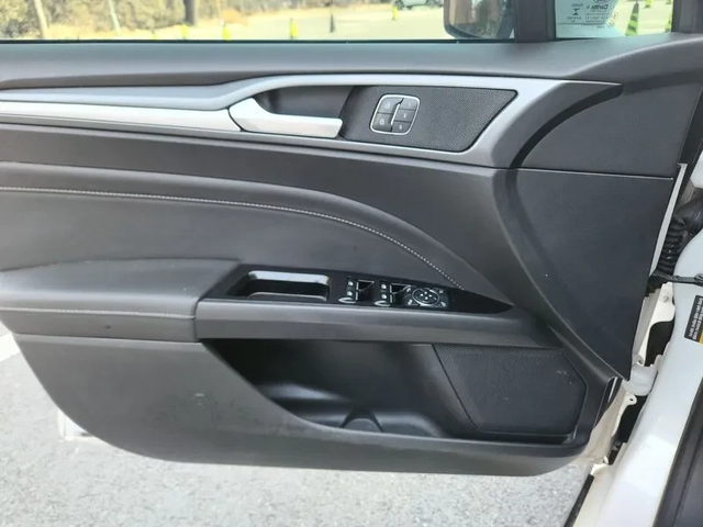 Ford Mondeo 2.0 TDCI Trendy - автомобили, коли, обяви за нови и употребявани 11