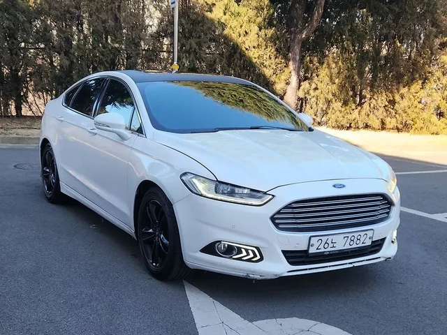 Ford Mondeo 2.0 TDCI Trendy - автомобили, коли, обяви за нови и употребявани 2