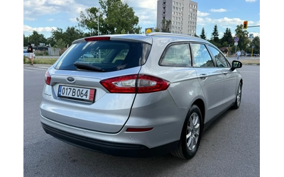 ford-mondeo - 4