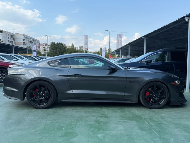 Ford Mustang GT - автомобили, коли, обяви за нови и употребявани 3