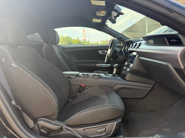 Ford Mustang - автомобили, коли, обяви за нови и употребявани 10