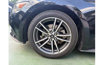 Ford Mustang - автомобили, коли, обяви за нови и употребявани 8