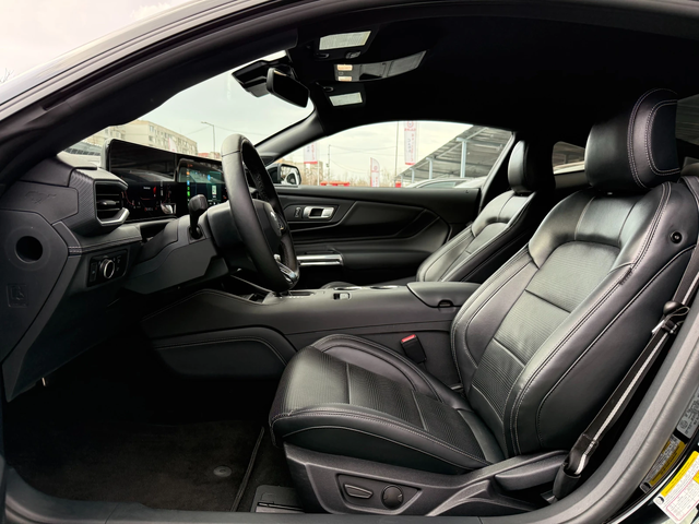 Ford Mustang - автомобили, коли, обяви за нови и употребявани 6