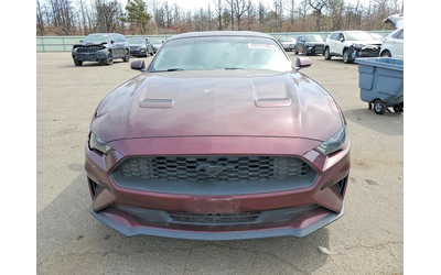 ford-mustang-2-3l-4-rear-wheel-drive - 4