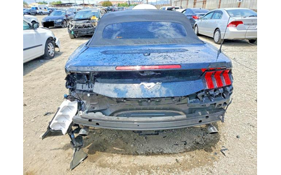 ford-mustang-2-3l-4-rear-wheel-drive - 5