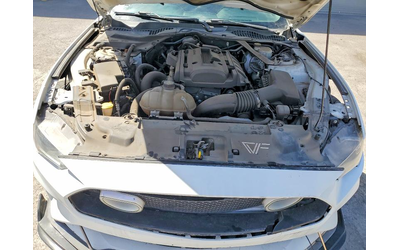 Ford Mustang 2.3L 4 Rear-wheel drive - автомобили, коли, обяви за нови и употребявани 12