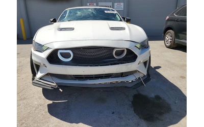 ford-mustang-2-3l-4-rear-wheel-drive - 5