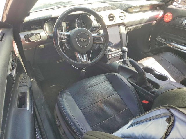 Ford Mustang 2.3L 4 Rear-wheel drive - автомобили, коли, обяви за нови и употребявани 8