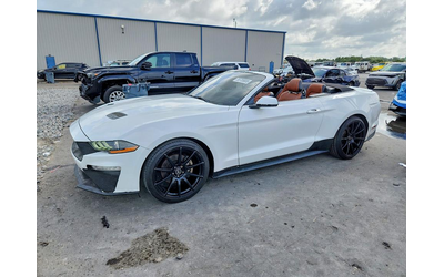 ford-mustang-2-3l-4-rear-wheel-drive - 0