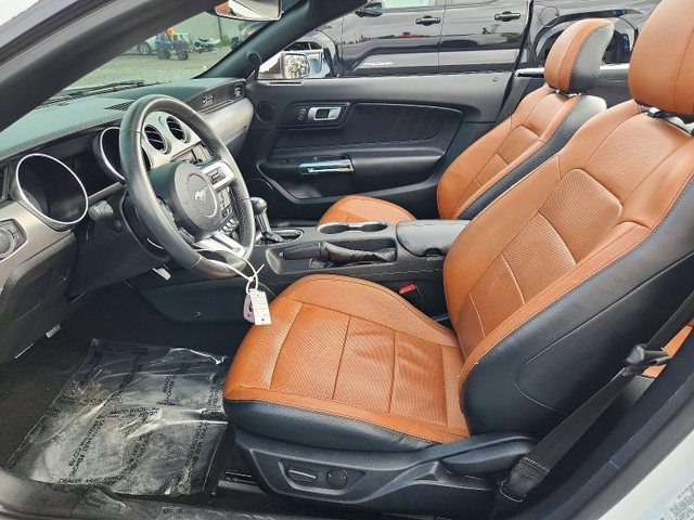Ford Mustang 2.3L 4 REAR WHEEL DRIVE - автомобили, коли, обяви за нови и употребявани 6