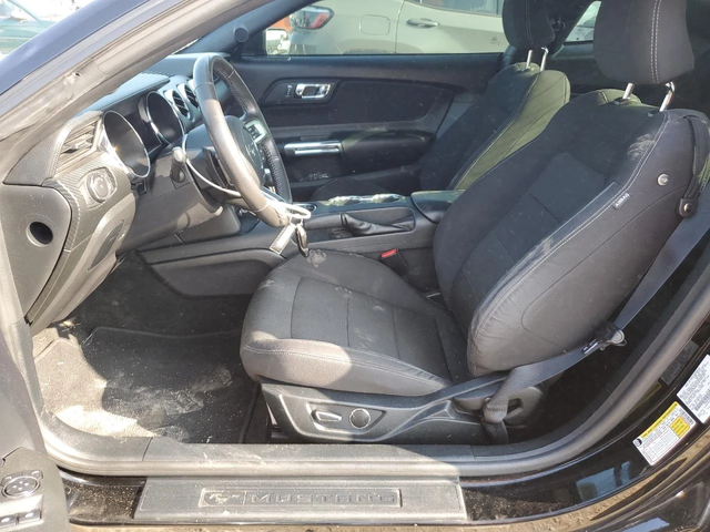 Ford Mustang V6 - автомобили, коли, обяви за нови и употребявани 6