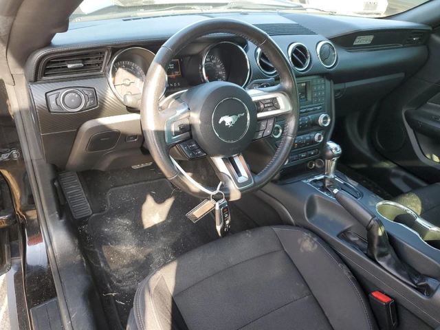 Ford Mustang V6 - автомобили, коли, обяви за нови и употребявани 7