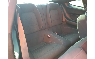 Ford Mustang V6 - автомобили, коли, обяви за нови и употребявани 9