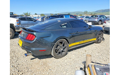 ford-mustang-3-7l-6-rear-wheel-drive - 2