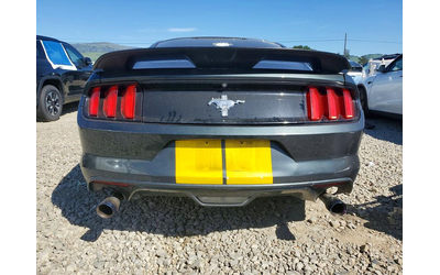 ford-mustang-3-7l-6-rear-wheel-drive - 5