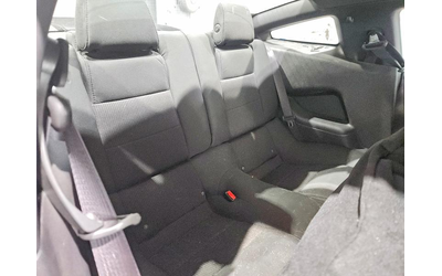 Ford Mustang 3.7L 6 Rear-wheel drive - автомобили, коли, обяви за нови и употребявани 10