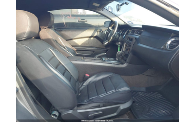 Ford Mustang 3.7L V-6 DOHC, VVT, 305HP Rear Wheel Drive - автомобили, коли, обяви за нови и употребявани 4