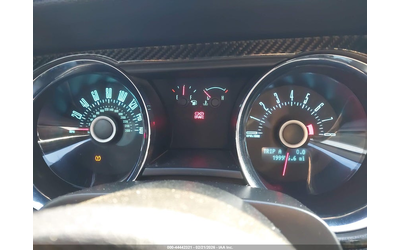 Ford Mustang 3.7L V-6 DOHC, VVT, 305HP Rear Wheel Drive - автомобили, коли, обяви за нови и употребявани 6