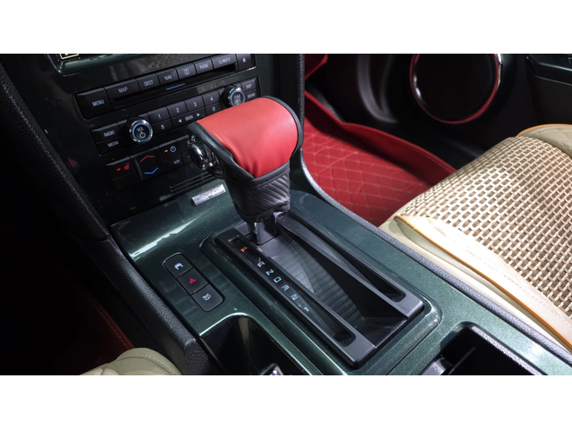 Ford Mustang autogeorge.com - автомобили, коли, обяви за нови и употребявани 7