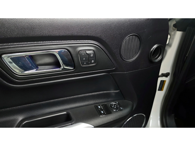 Ford Mustang 2.3L ECOBOOST autogeorge.com - автомобили, коли, обяви за нови и употребявани 15