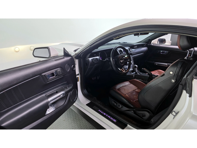 Ford Mustang 2.3L ECOBOOST autogeorge.com - автомобили, коли, обяви за нови и употребявани 9