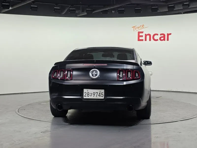 Ford Mustang - автомобили, коли, обяви за нови и употребявани 3