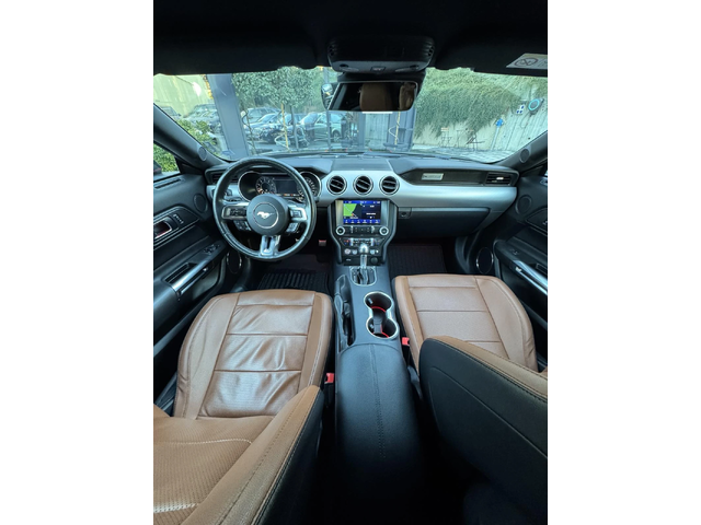 Ford Mustang 5.0 V8 - автомобили, коли, обяви за нови и употребявани 10