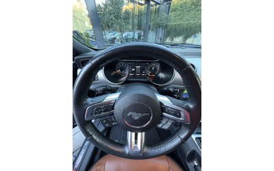 Ford Mustang 5.0 V8 - автомобили, коли, обяви за нови и употребявани 11