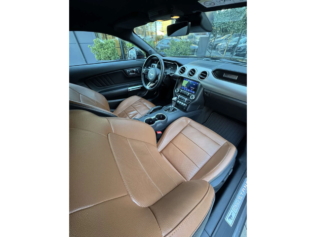 Ford Mustang 5.0 V8 - автомобили, коли, обяви за нови и употребявани 9