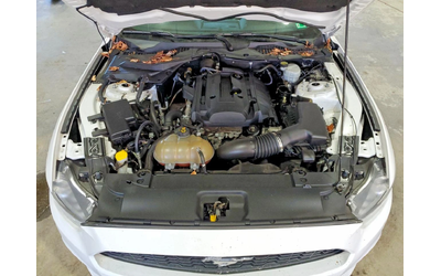 Ford Mustang 2.3* РЪЧКА - автомобили, коли, обяви за нови и употребявани 10