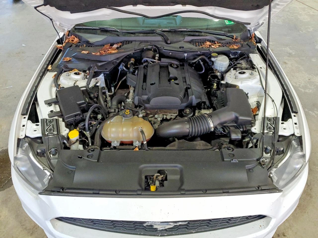 Ford Mustang 2.3* РЪЧКА - автомобили, коли, обяви за нови и употребявани 10