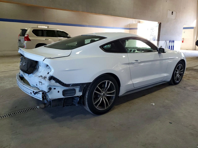 Ford Mustang 2.3* РЪЧКА - автомобили, коли, обяви за нови и употребявани 4