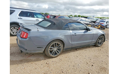 ford-mustang-4-0l-6-rear-wheel-drive - 2