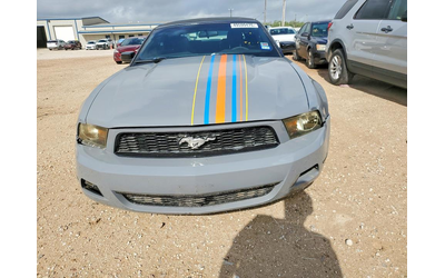 ford-mustang-4-0l-6-rear-wheel-drive - 4