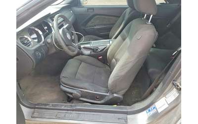 Ford Mustang 4.0L 6 REAR WHEEL DRIVE - автомобили, коли, обяви за нови и употребявани 6