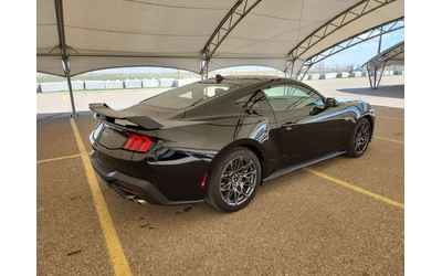 ford-mustang - 2
