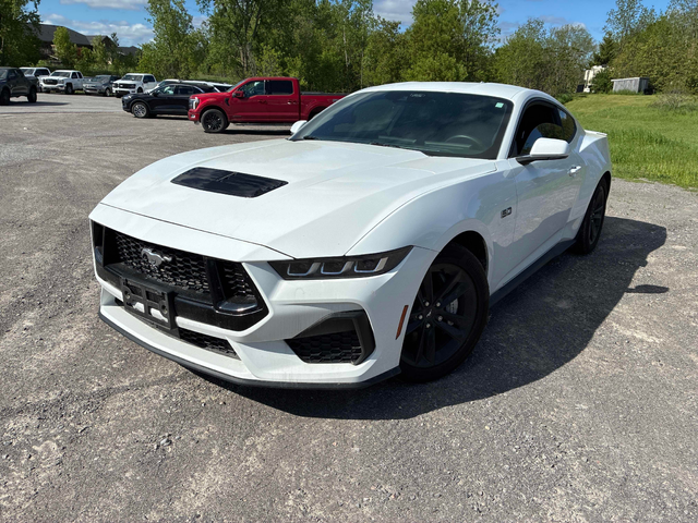 Ford Mustang 5.0L 8cyl RWD - автомобили, коли, обяви за нови и употребявани 0