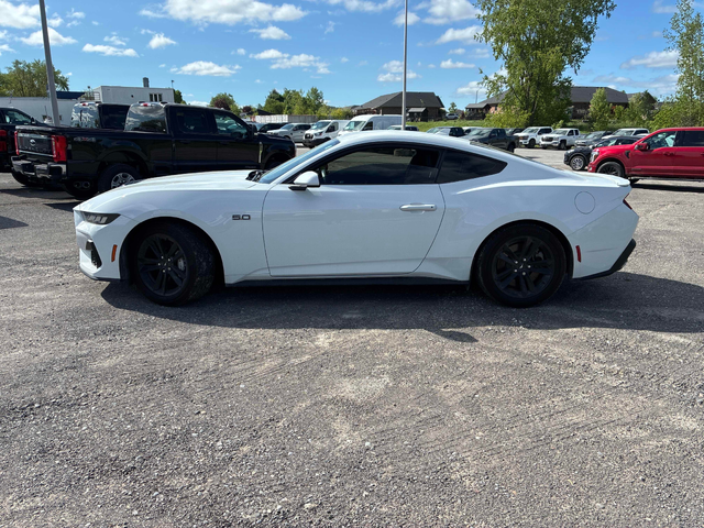 Ford Mustang 5.0L 8cyl RWD - автомобили, коли, обяви за нови и употребявани 1