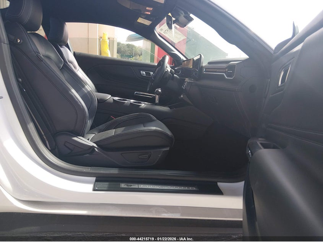 Ford Mustang 5.0L V-8 DI, DOHC, VVT, 480HP Rear Wheel Drive - автомобили, коли, обяви за нови и употребявани 4