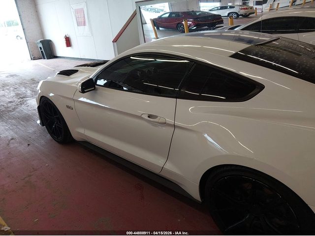 Ford Mustang 5.0L V-8 DOHC, VVT, 435HP Rear Wheel Drive - автомобили, коли, обяви за нови и употребявани 13