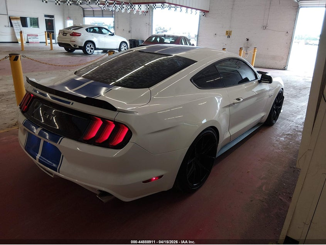 Ford Mustang 5.0L V-8 DOHC, VVT, 435HP Rear Wheel Drive - автомобили, коли, обяви за нови и употребявани 3