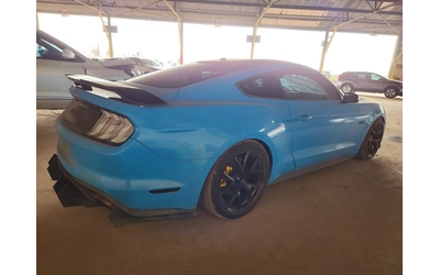 ford-mustang - 2