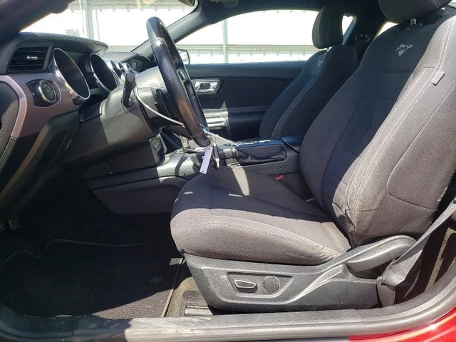 Ford Mustang 2dr Fastback EcoBoost - автомобили, коли, обяви за нови и употребявани 6
