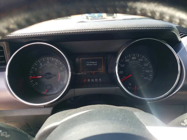 Ford Mustang 2dr Fastback EcoBoost - автомобили, коли, обяви за нови и употребявани 8
